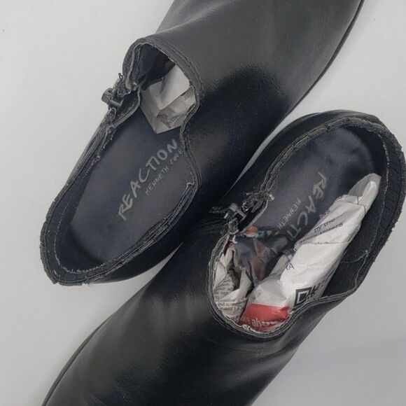 Kenneth Cole Reaction black flat ankle booties side zipper - Picture 3 of 9